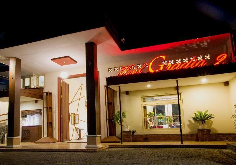 Family Hotel Gradia 2