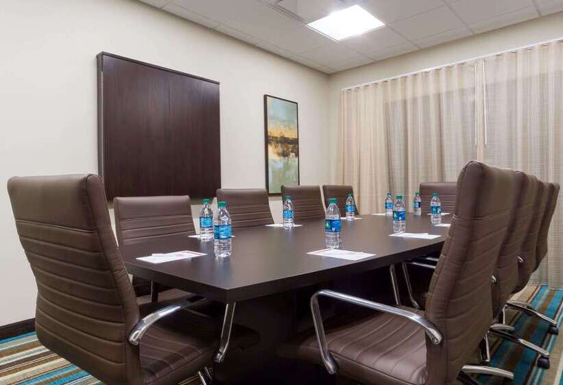 酒店 Hawthorn Suites By Wyndham Wheeling At The Highlands