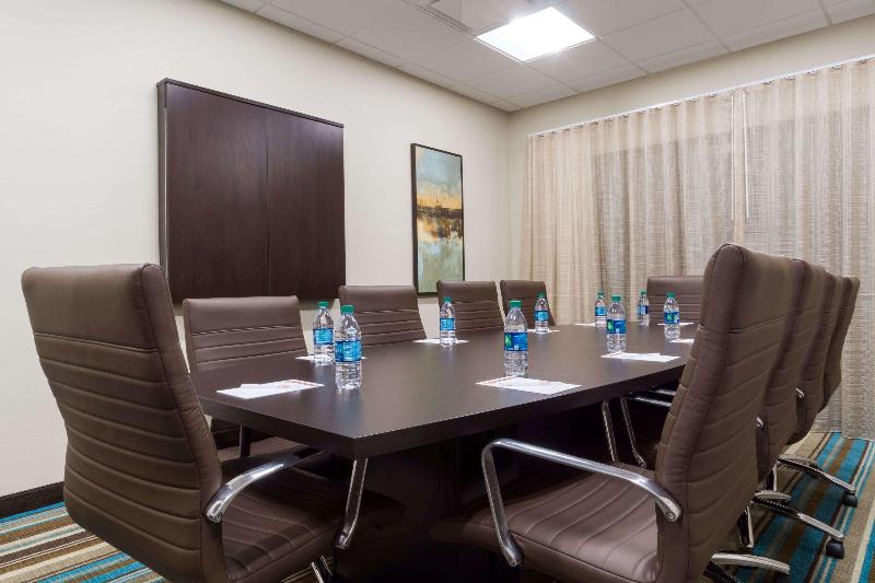 酒店 Hawthorn Suites By Wyndham Wheeling At The Highlands