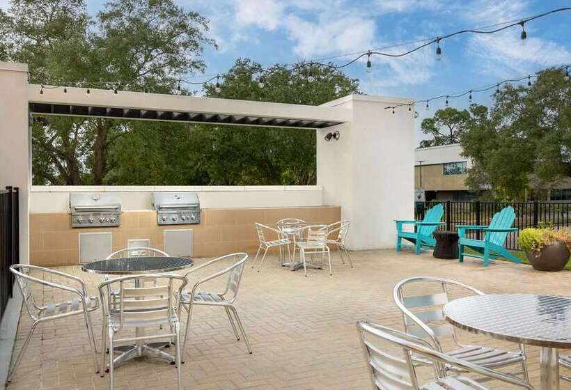 هتل Home2 Suites By Hilton Tallahassee State Capitol