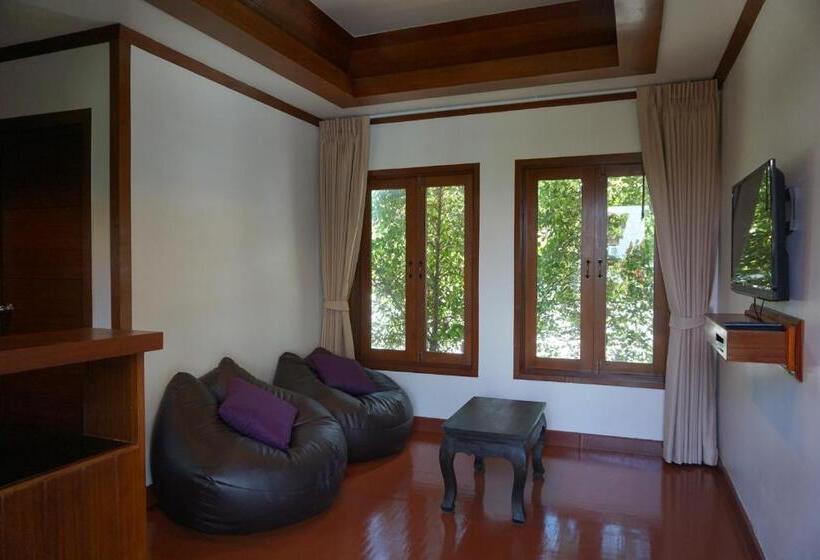 酒店 Kaya Mani Thai Villa Resort