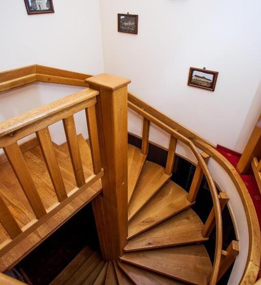 فندق Pension Brasovu Vechi