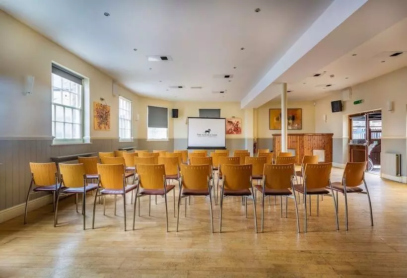 The Golden Lion Hotel, St Ives, Cambridgeshire