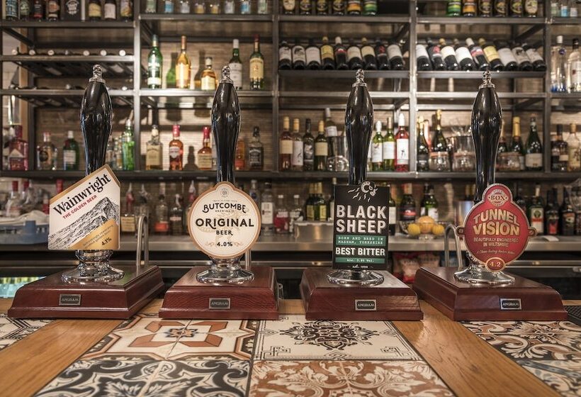 The Golden Lion Hotel, St Ives, Cambridgeshire