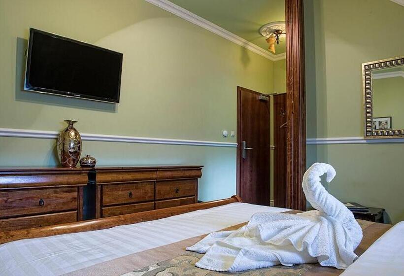 ホテル Winter & Summer Resort