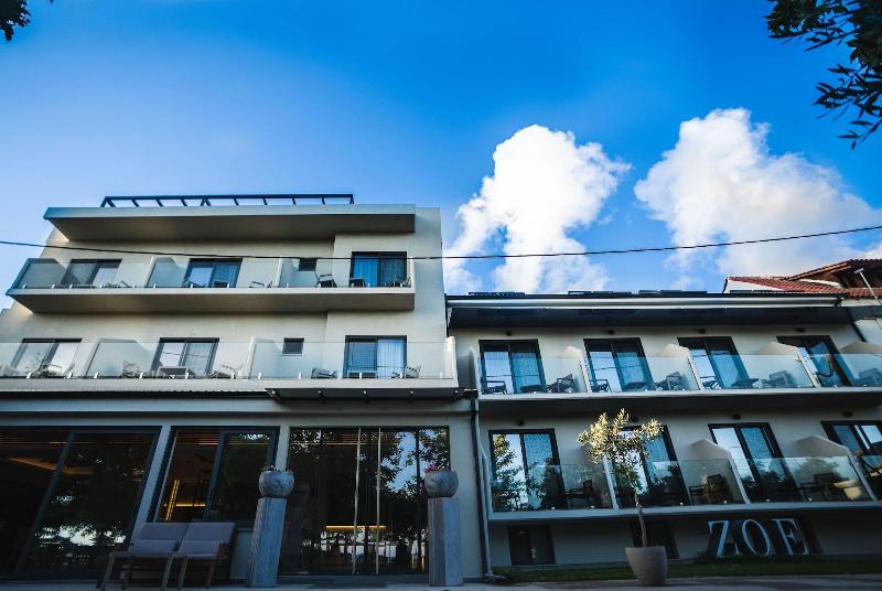 בית מלון כפרי Zoe Seaside Resort