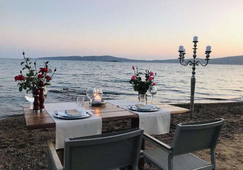 בית מלון כפרי Zoe Seaside Resort