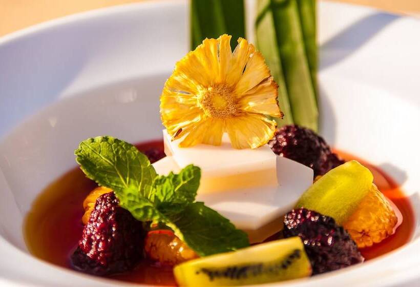 Matangi Private Island Resort