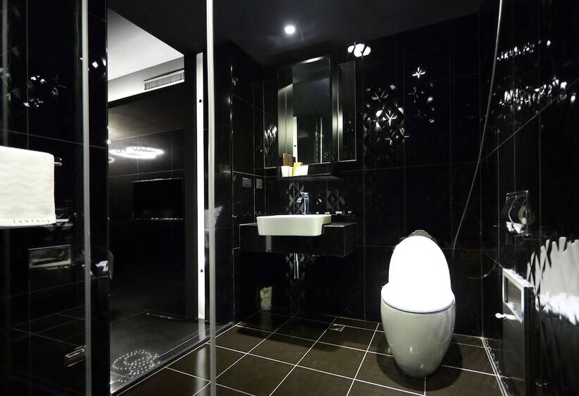 پانسیون The Fantasy Apartment