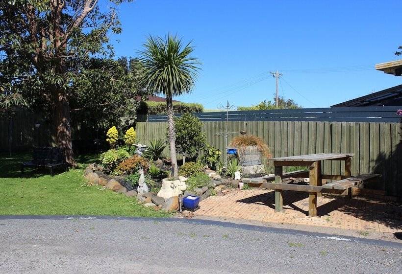 Portland Retro Motel