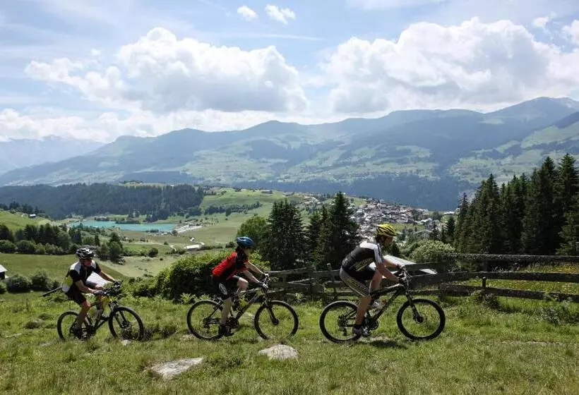 Pradas Resort Brigels