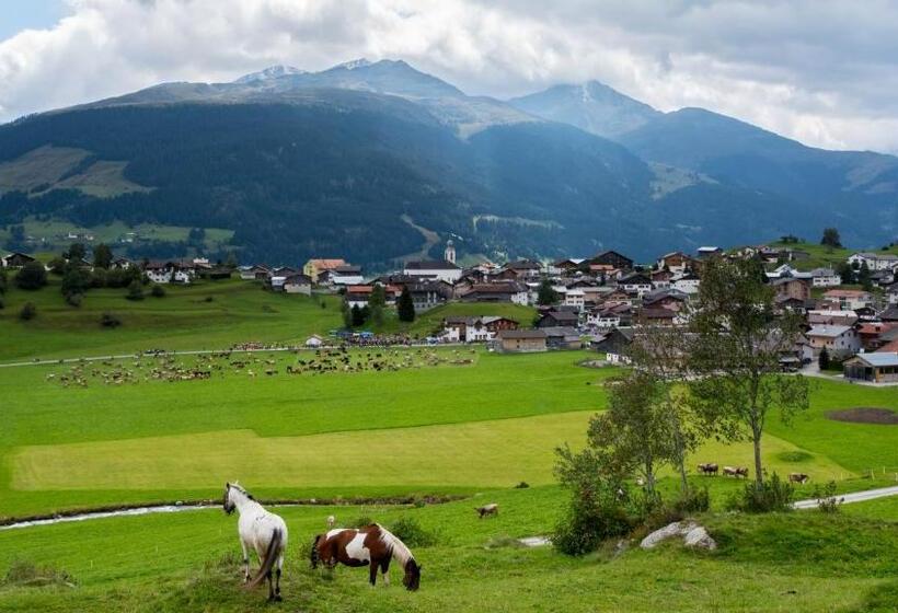 Pradas Resort Brigels