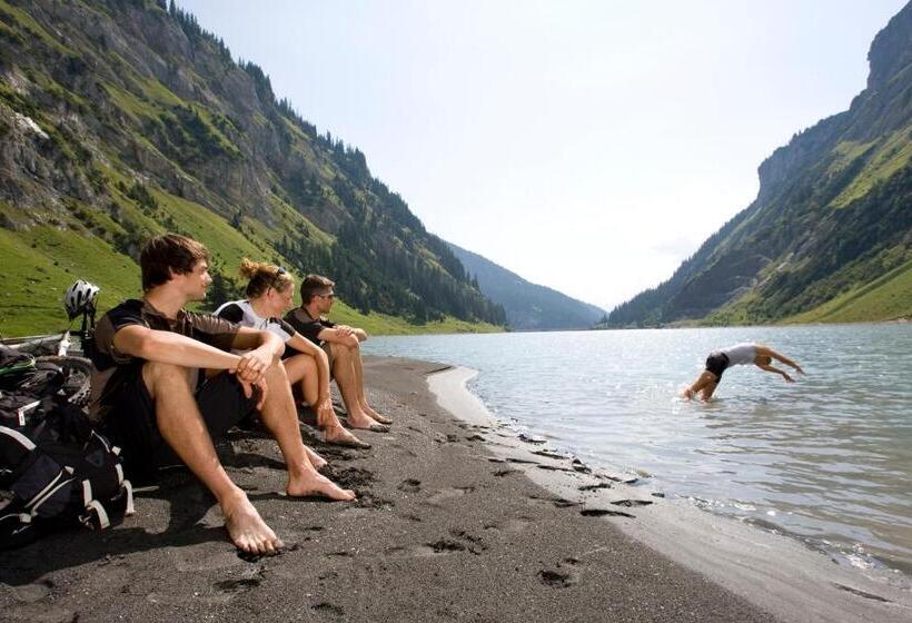 Pradas Resort Brigels