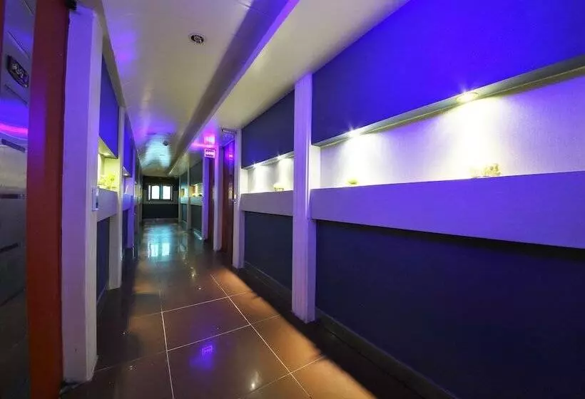 Sense Motel