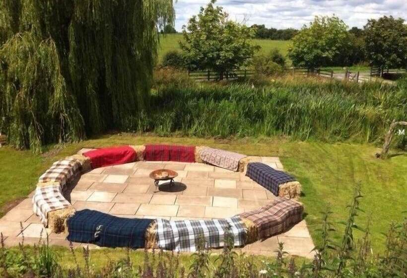 Skipbridge Farm Glamping