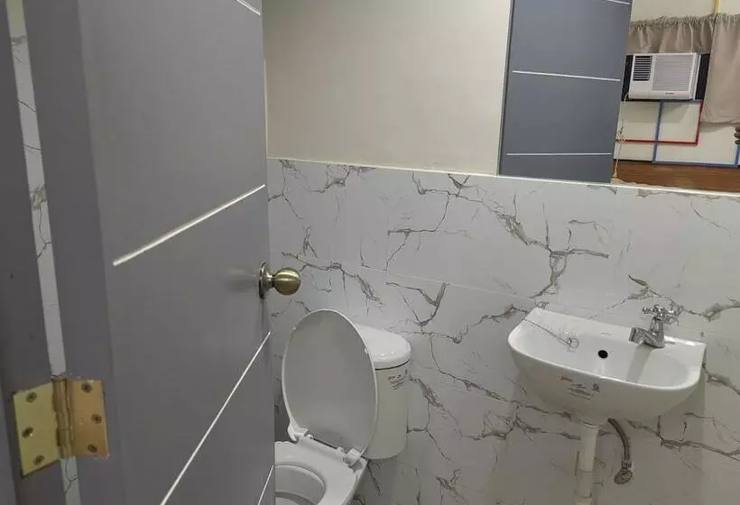 هتل Mansion 8 Residences