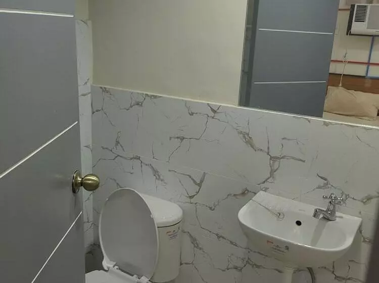 هتل Mansion 8 Residences