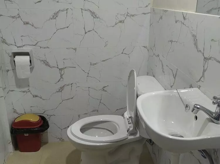 هتل Mansion 8 Residences