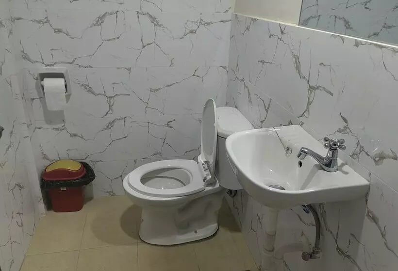 هتل Mansion 8 Residences