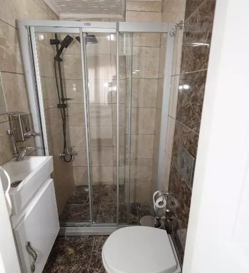 Merdin Suites & Hotel   Downtown