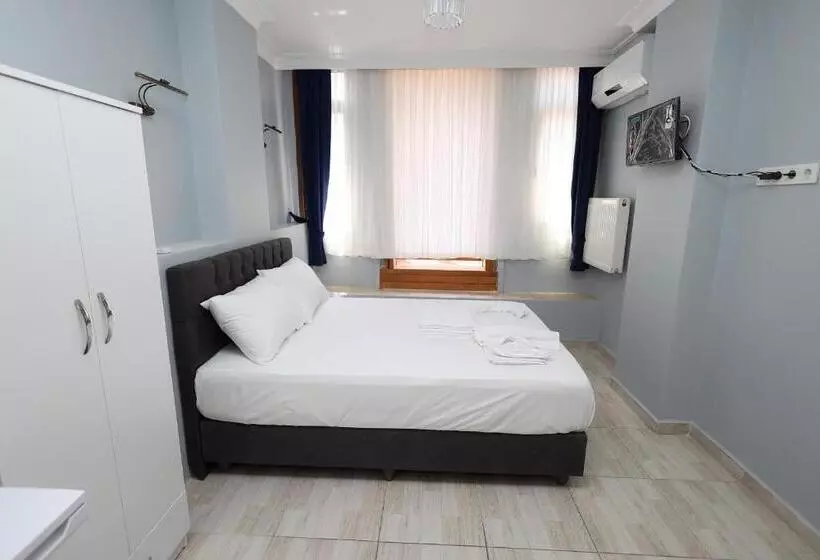 Merdin Suites & Hotel   Downtown