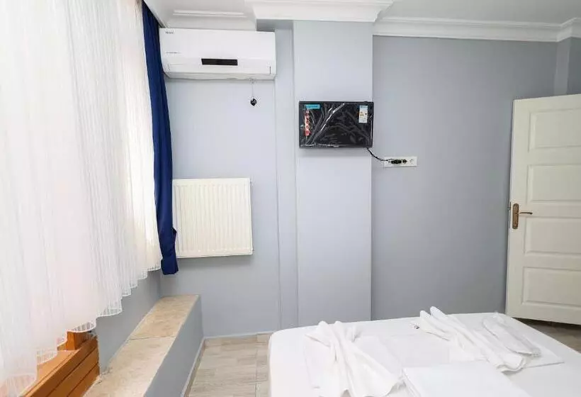 Merdin Suites & Hotel   Downtown