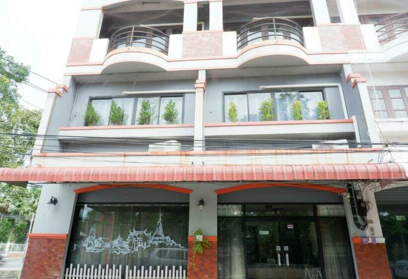 הוסטל Chill @ Phetchaburi