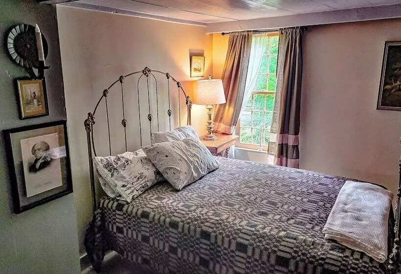 Hotelli Josiah Keith House