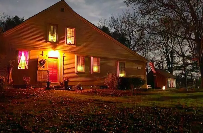 Hotelli Josiah Keith House