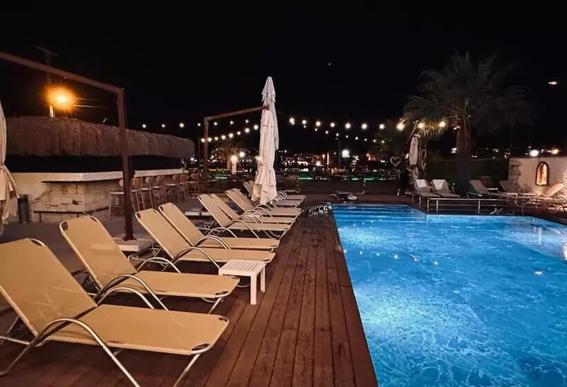 هتل Sun Paradise