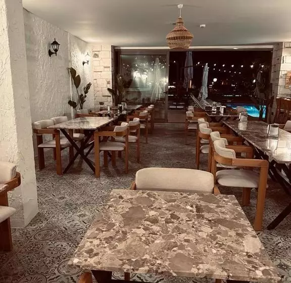 هتل Sun Paradise