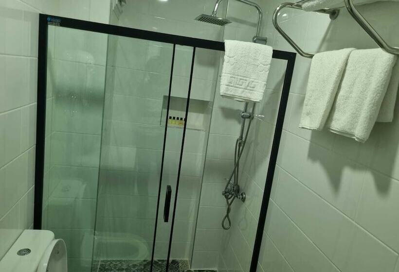 Istanbul Airport Family Suites