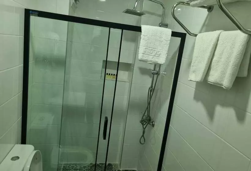 Istanbul Airport Family Suites