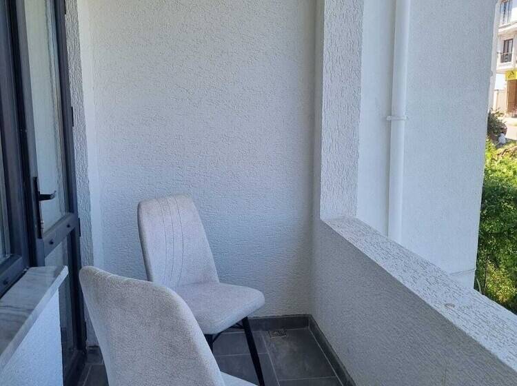 Istanbul Airport Family Suites