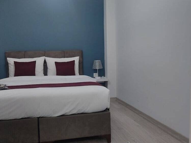 Istanbul Airport Family Suites