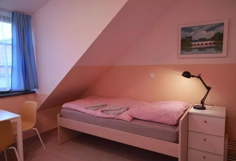 Majatalo Penzion V Podzámčí Třeboň