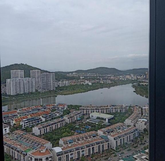 Alacarte Rosabella Nguyen