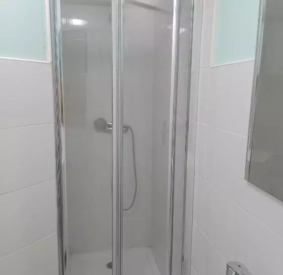 ベッドアンドブレックファースト Amroom   Santander