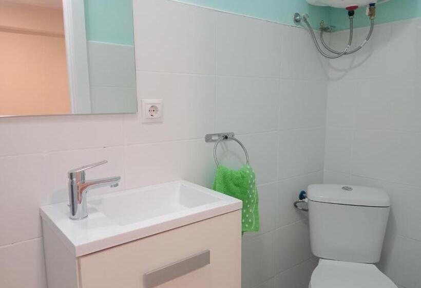 تختخواب و صبحانه Amroom Santander