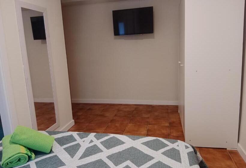 تختخواب و صبحانه Amroom Santander