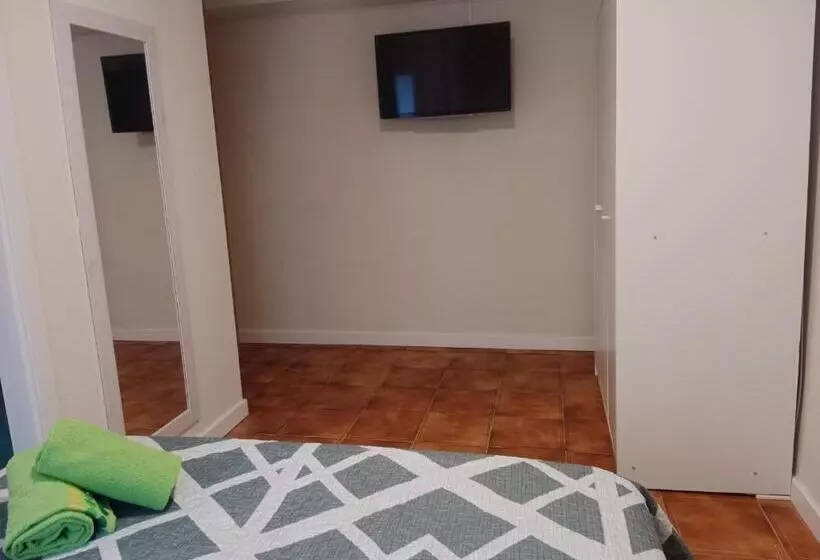 ベッドアンドブレックファースト Amroom   Santander