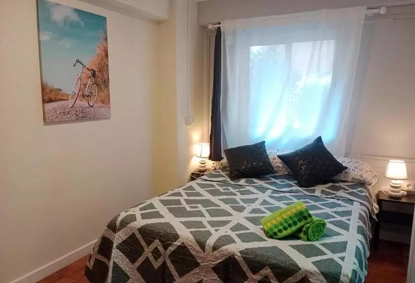 ベッドアンドブレックファースト Amroom   Santander