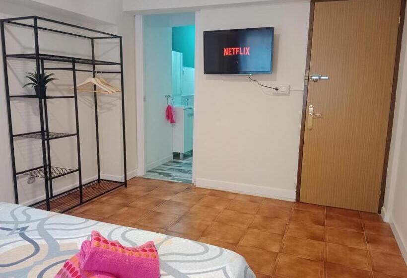 تختخواب و صبحانه Amroom Santander