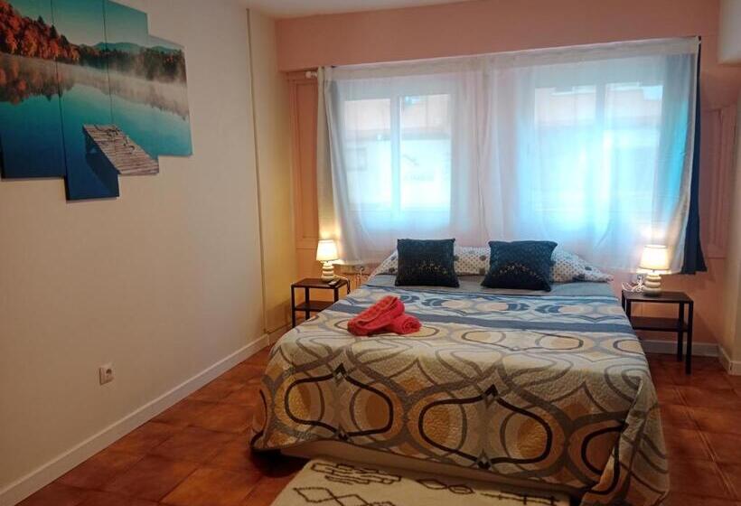 تختخواب و صبحانه Amroom Santander