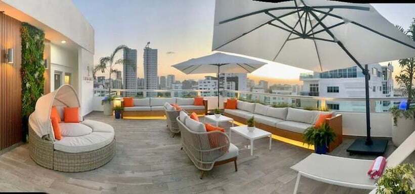 Central Suites Tower