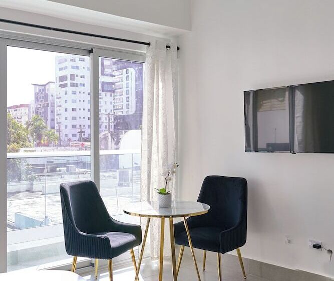 Central Suites Tower