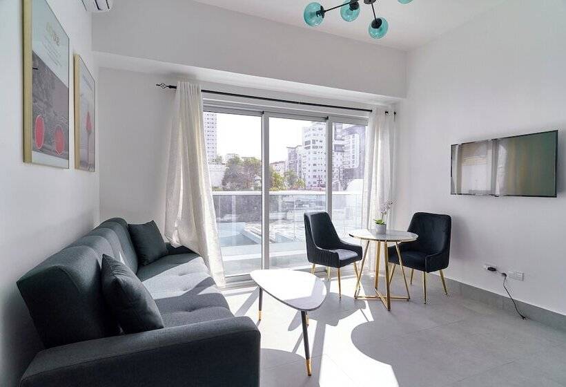 Central Suites Tower