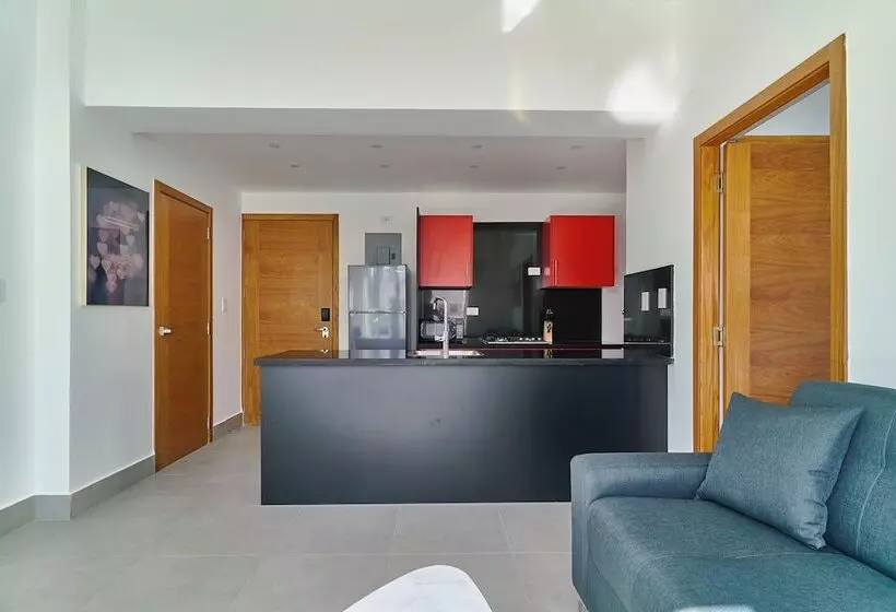 Central Suites Tower