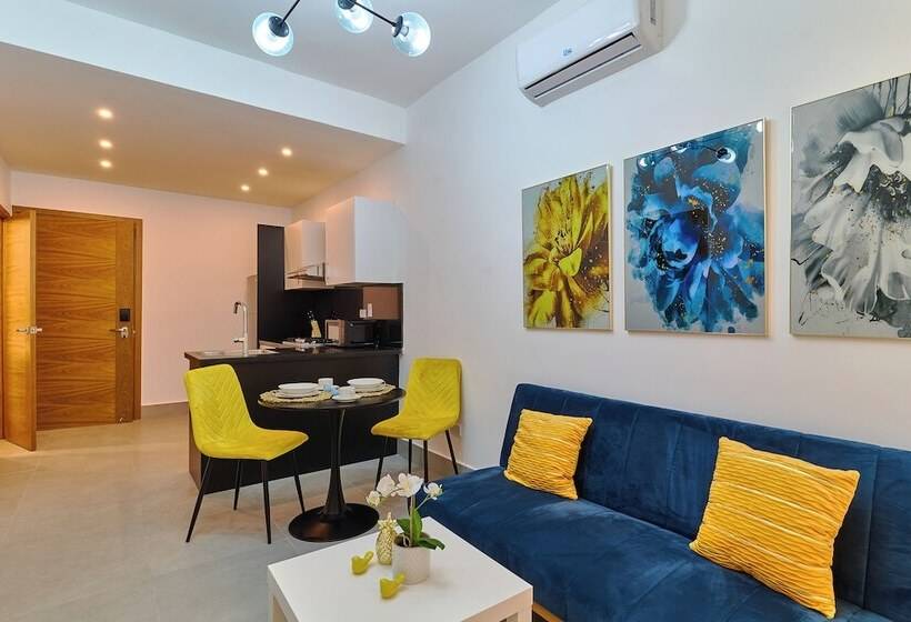 Central Suites Tower