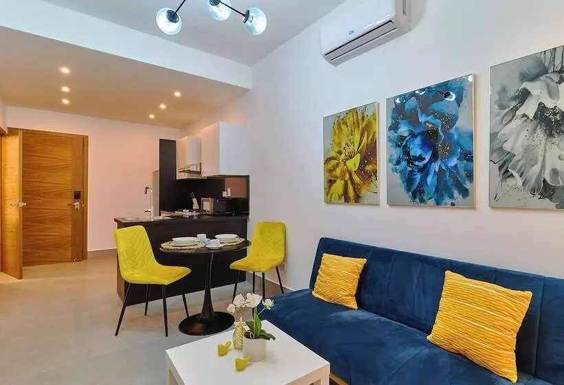 Central Suites Tower